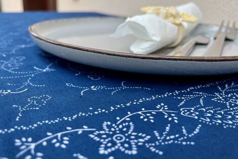 Tischdecke 100x100 K59-K99